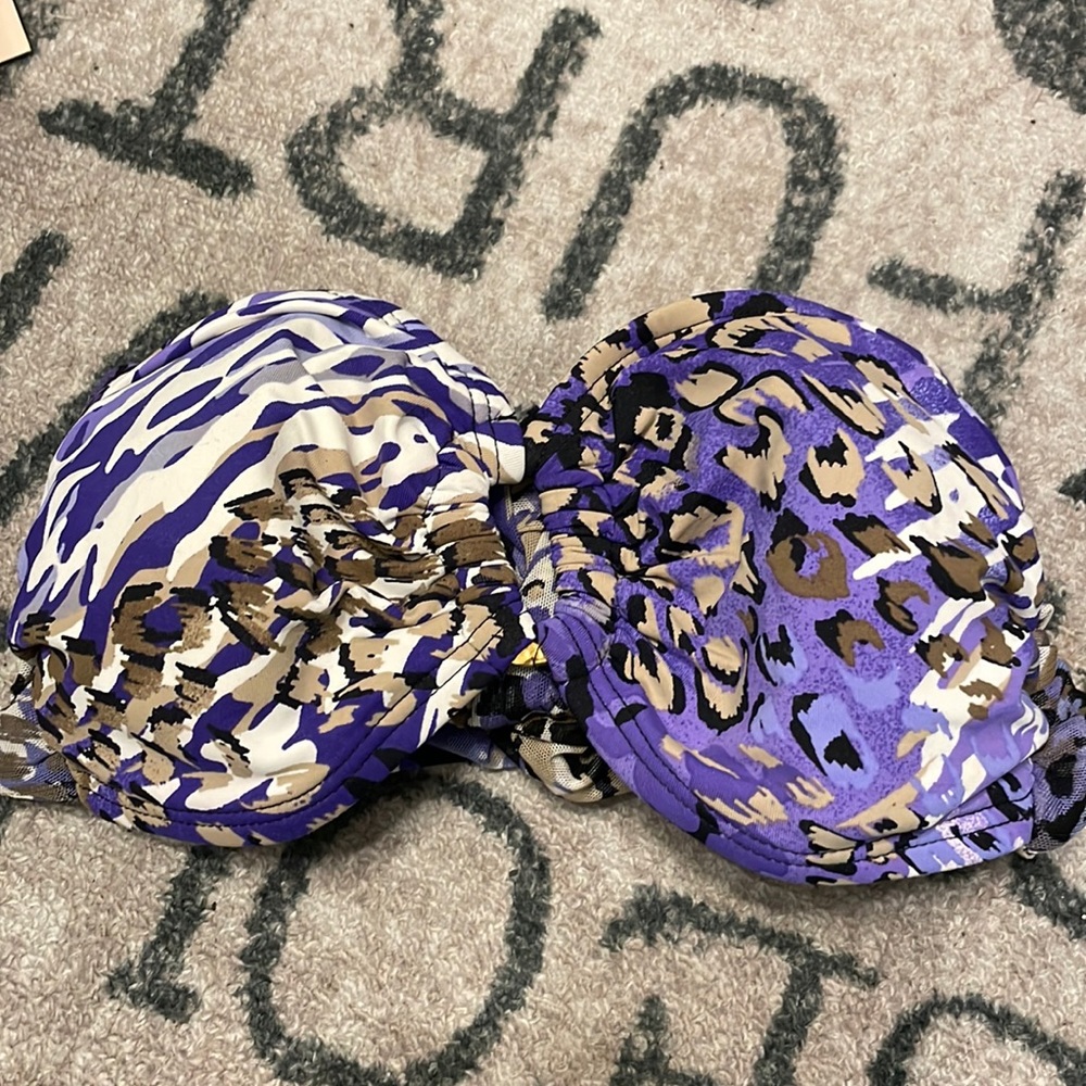 Purple cheetah print bikini top size 6